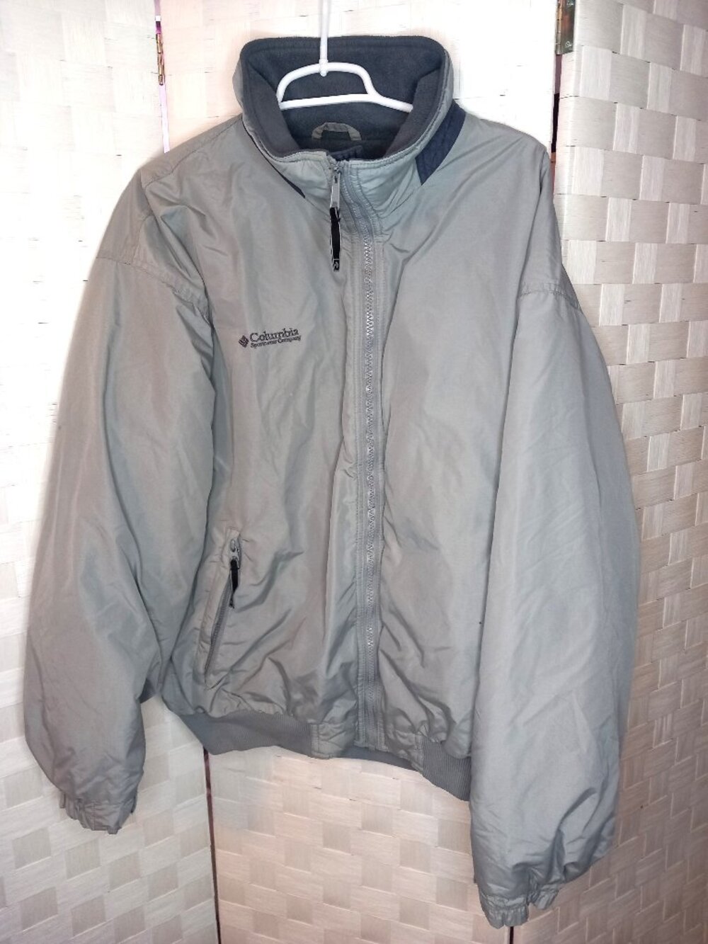 Men's Large Grey Zip Front Columbia Sportswear Winter Coat